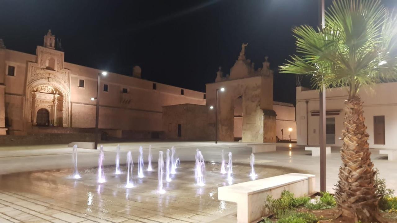 Hotel La casa al Castello Copertino Esterno foto
